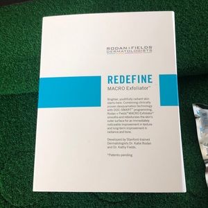Rodan and Fields Redefine MACRO exfoliator.